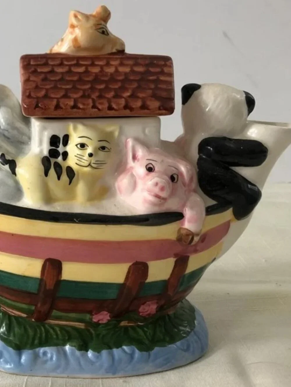 Noah's Ark Teapot Hand Painted Ceramic w/Lid New World Specialties Vtg 90s NWOT